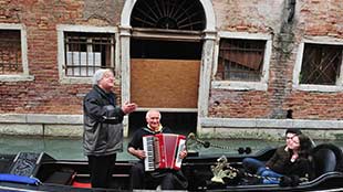 Serenata in gondola